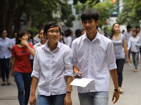Nhiều chiêu, có hút được thí sinh?