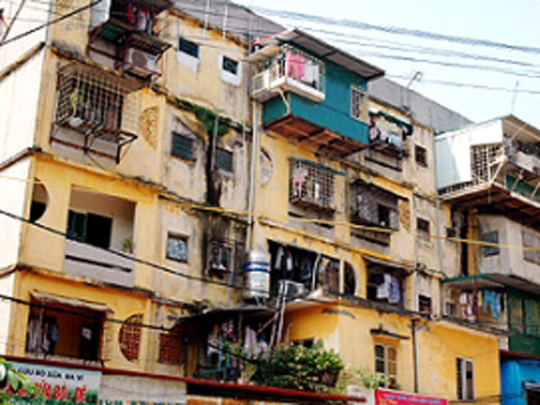 Xây chung cư cũ: Doanh nghiệp “húc đầu vào đá”