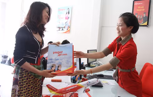 VietJetAir bán vé ...100.000 đồng