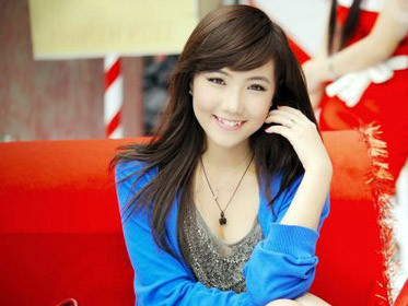 Cùng 'Ngôi sao thời trang' dạo phố đón Giáng Sinh