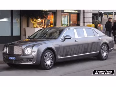 Bentley Mulsanne 'độ' dài hơn và kiên cố hơn