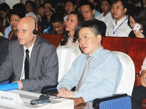 GS Ngô Bảo Châu: 'Không nên thần tượng cá nhân nào'