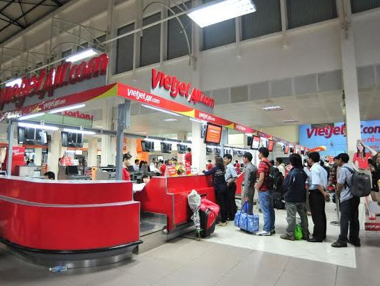 VietJetAir bán vé 99 nghìn đồng và 5000 quà tặng