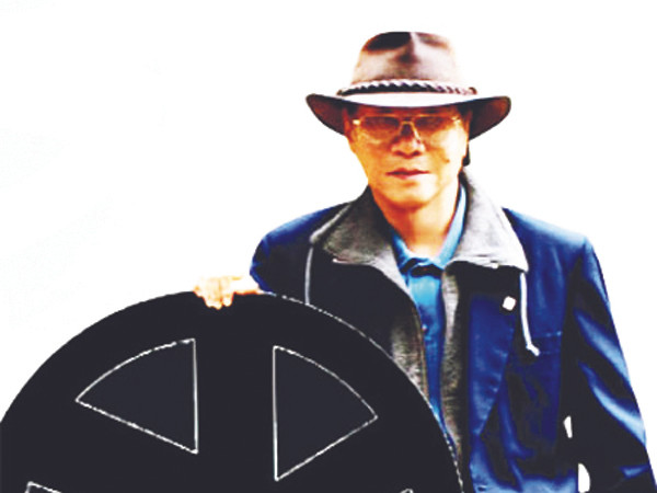 Đạo diễn Lê Hoàng Hoa