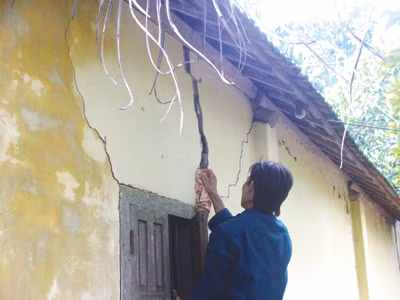 Nỗi lo ở vùng đất trượt