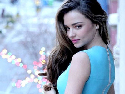 Trang điểm ấn tượng như Miranda Kerr