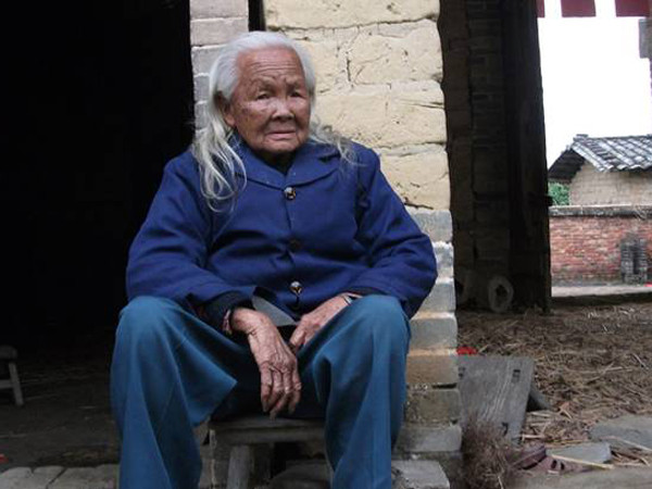 Những người chết tỉnh dậy, ra khỏi quan tài