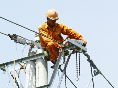 Kiên định mục tiêu kiềm chế lạm phát