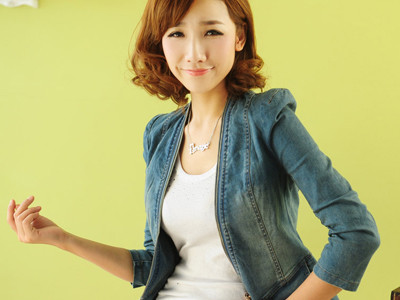 Jaket denim cho bạn gái cá tính