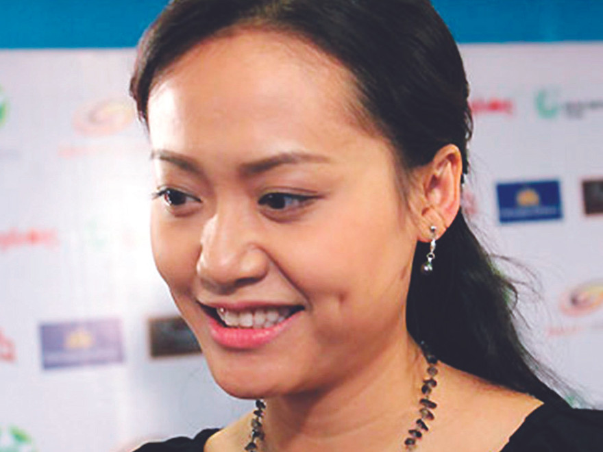 Hồng Ánh: 'Sẽ không làm cử tri thất vọng'