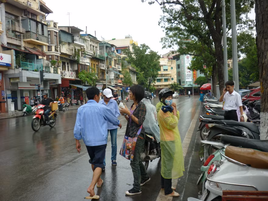 Điểm trông xe bên Bờ Hồ - một trong những nơi phát hiện sai phạm