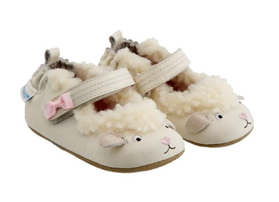 Giầy xinh cho các bé khi đông về