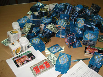 Trình dược viên buôn Viagra giả