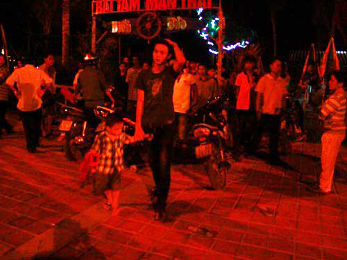 Gục chết đột ngột trước đám cưới