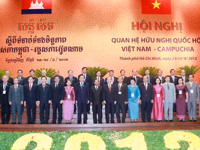 Đưa quan hệ Việt Nam - Campuchia lên tầm cao mới