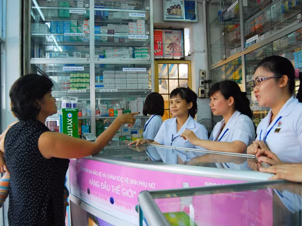 Giá thuốc tăng người bệnh càng thêm khó