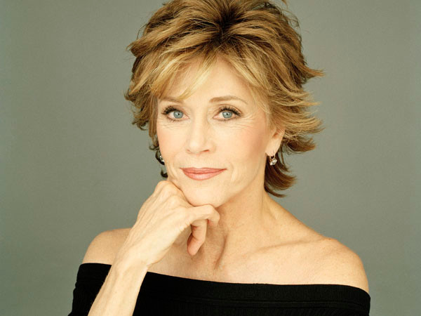 Jane Fonda 75 tuổi vẫn lọt Top 'đẹp nhất thế giới'