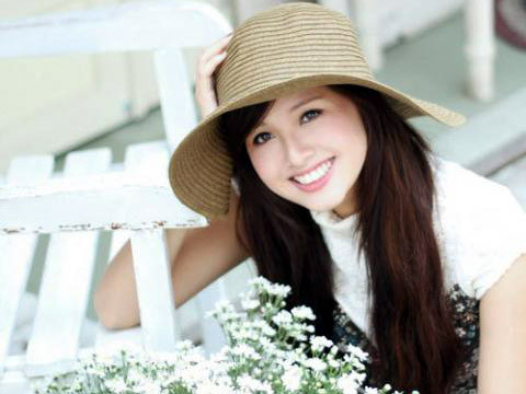 Hot girl Tâm tít lộ ảnh tình cảm với cầu thủ