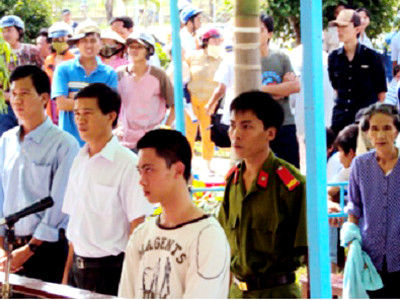 Khi học trò rơi vào vòng lao lý