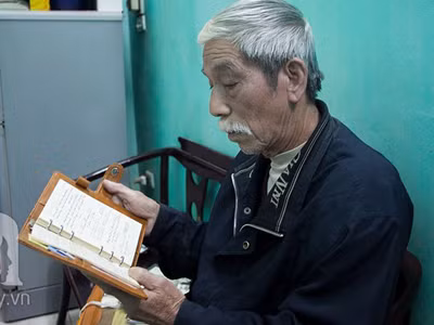 Cuộc đời diễn viên 5 lần lên bàn thờ