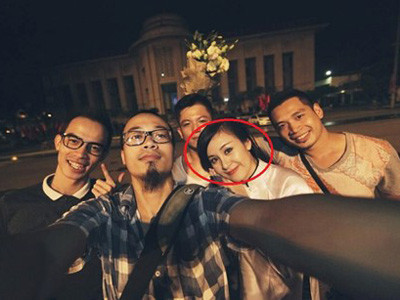 Lộ ảnh bóc mẽ sự dối trá của bà Tưng