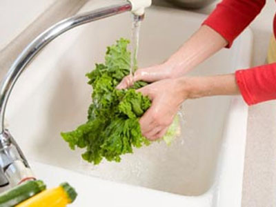 Bé 10 tháng tuổi nhiễm sán lá gan lớn