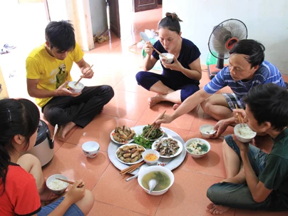 Làng 'miễn phí' cho sĩ tử giữa Thủ đô