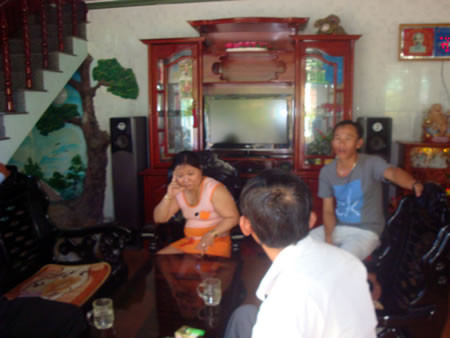 Những chiêu trò 'cứu nhân độ thế'