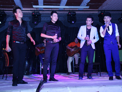 Nhóm Biển Xanh tái hợp sau 5 năm tan rã