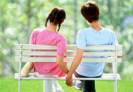 “Ngoan ngoãn, ngây thơ” mới được... yêu?