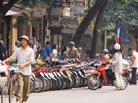 Hà Nội: Cấm xe vẫn đỗ