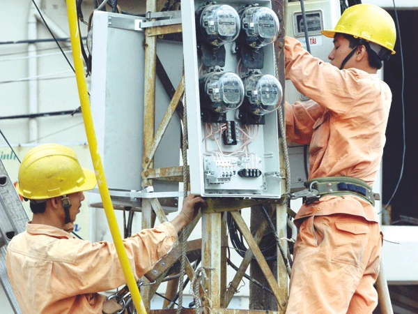 Chưa phải lúc tăng giá điện