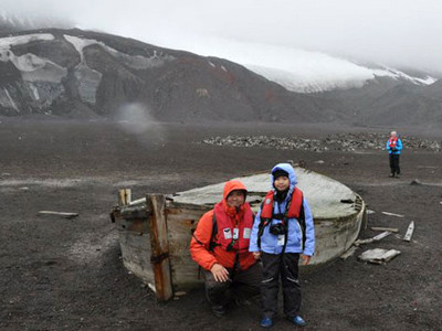 Ngày 3-2, đúng mùng 1 Tết, 2 bố con Thiều Quang đặt chân đến Nam Cực