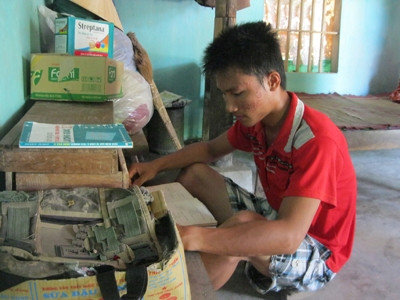 Thí sinh đạp xe 300 km nhận học bổng quân đội