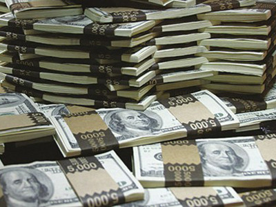 Tỉ giá căng thẳng đến hết tháng?