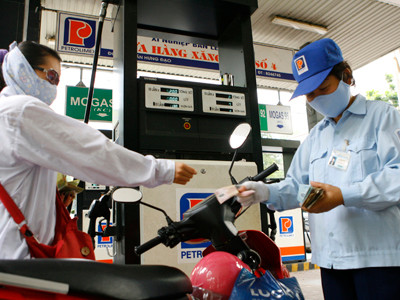 Doanh nghiệp xăng dầu mắc bệnh 'than'?