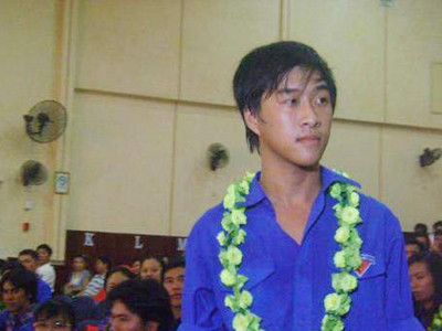 Nửa đêm 'trốn nhà' đi bắt cướp