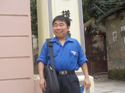 Không cao nhưng phải ngước nhìn