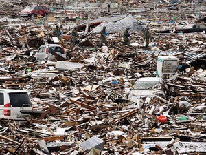 Gần 17.000 người chết và mất tích do động đất