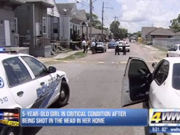 Bé 5 tuổi thiệt mạng vì nghịch súng