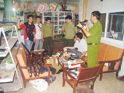 Nhà sách tàng trữ lượng vũ khí lớn