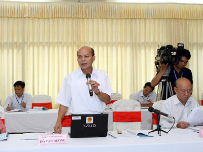 ĐB Đỗ Văn Đương (TPHCM) phát biểu tại thảo luận tổ ảnh: hồng vĩnh