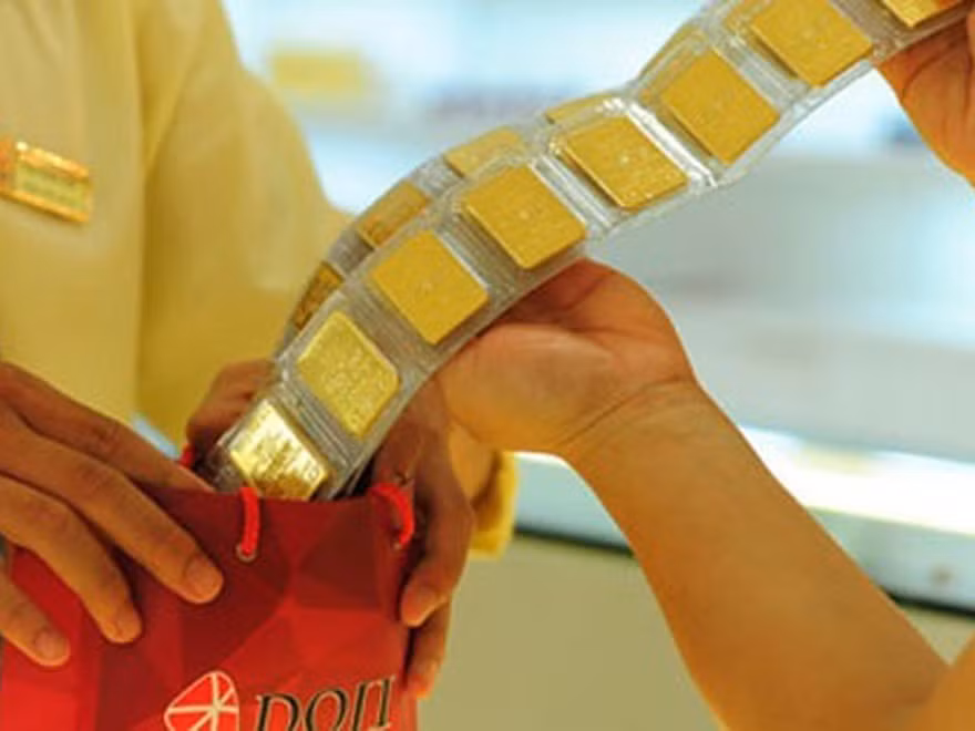 Ngân hàng Nhà nước đấu thầu vàng phiên 70