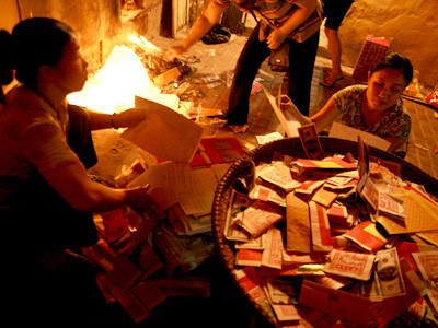 Người Việt giàu nhất ở… thế giới bên kia