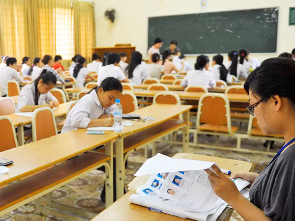 TPHCM: Dự kiến điểm chuẩn nhiều trường ĐH