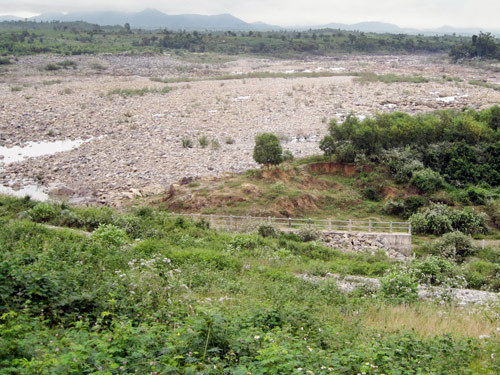 EVN 'thích' mua điện Trung Quốc giá cao?