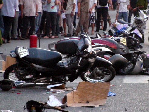 Công chức sắp bị cấm uống rượu bia vào buổi trưa