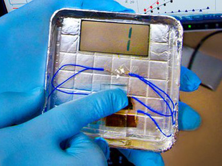 Sản xuất điện từ virus