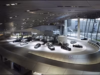 Thăm quan bảo tàng các hãng xe Đức