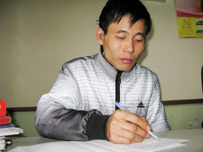 Truy tố kẻ giết người bằng búa và dao phay